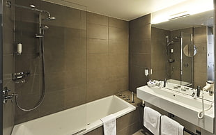 white ceramic bath tube and shower stall HD wallpaper